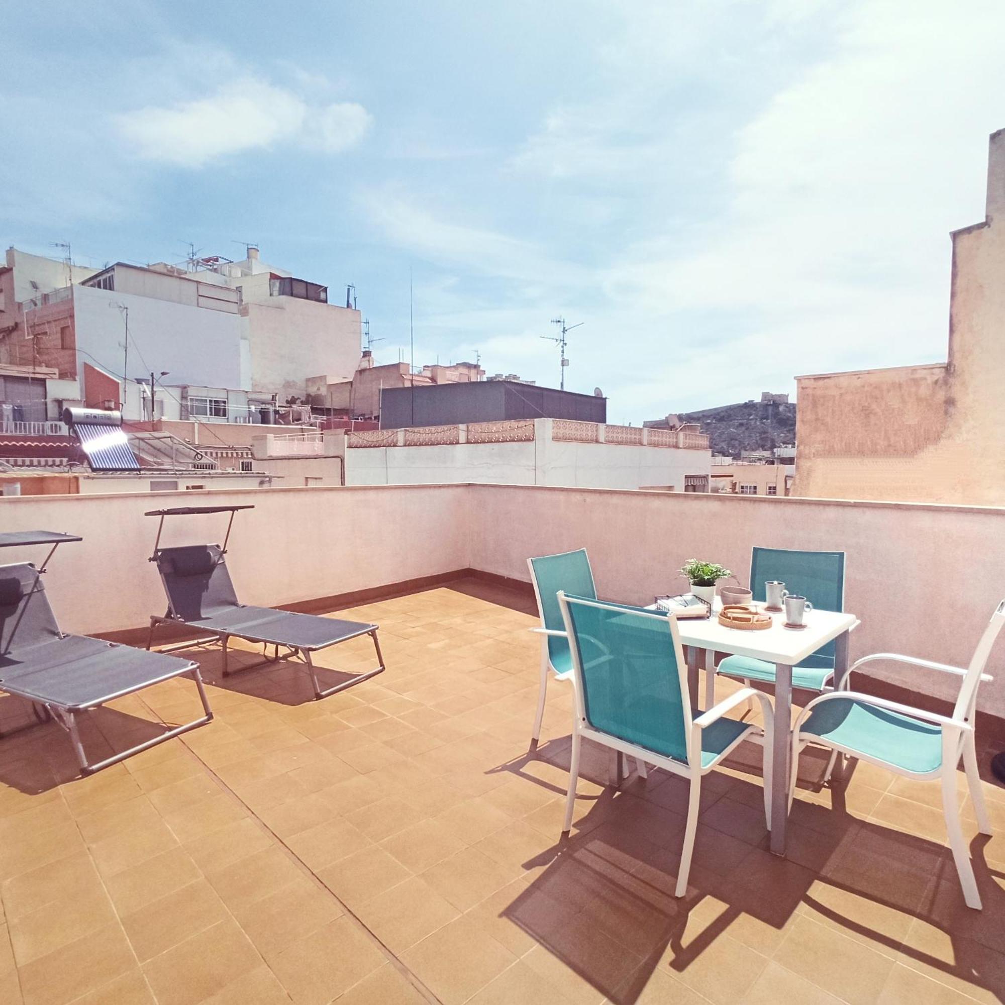 شقة Avenida Principal - Gran Terraza Con Parking - By Aloha Palma أغيلاس المظهر الخارجي الصورة