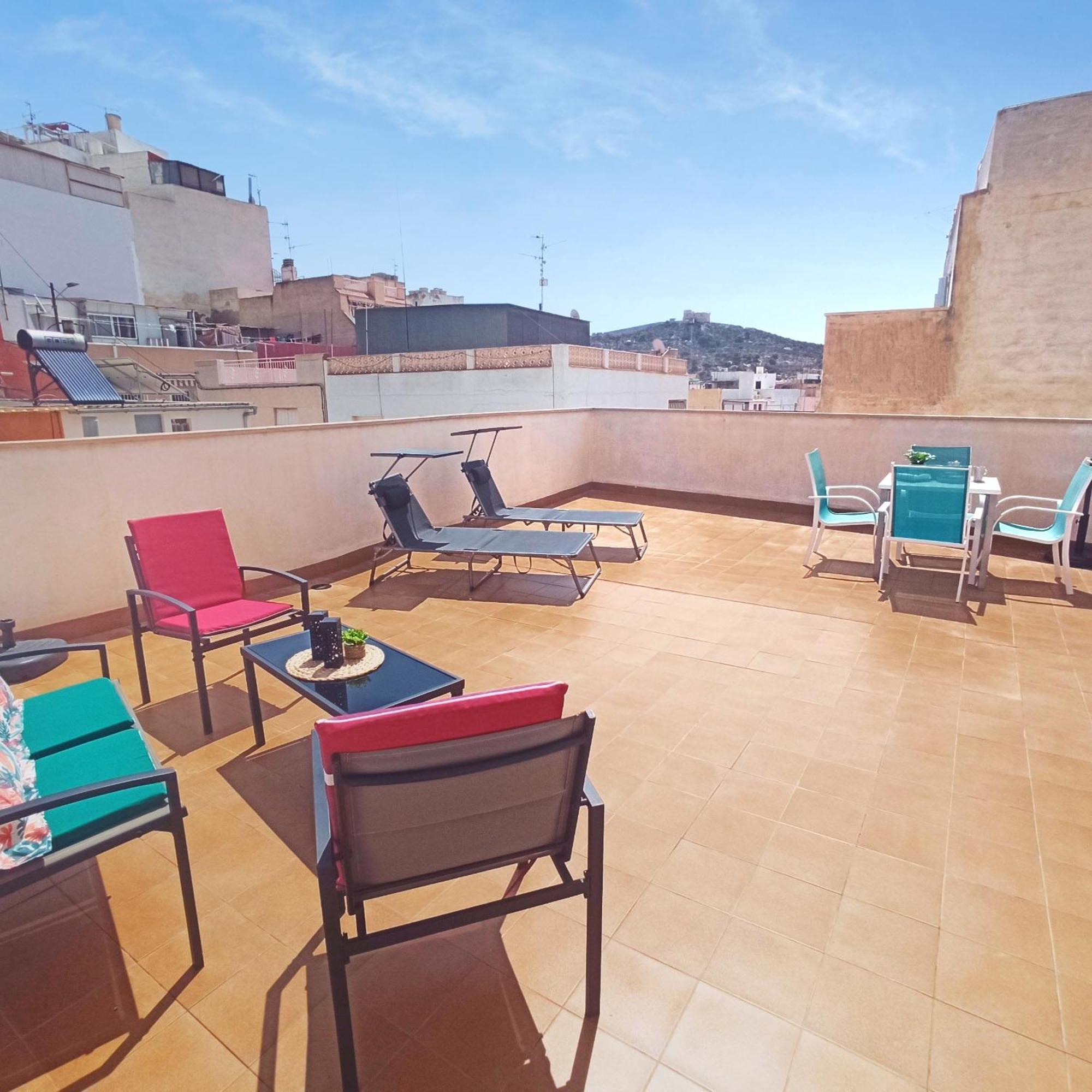 شقة Avenida Principal - Gran Terraza Con Parking - By Aloha Palma أغيلاس المظهر الخارجي الصورة